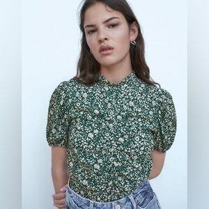 Zara Backless design Floral Green top 8514/169